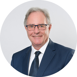 Herr Reiner Kasperbauer, Vorstandsvorsitzender Herr Reiner Kasperbauer, Vorstandsvorsitzender