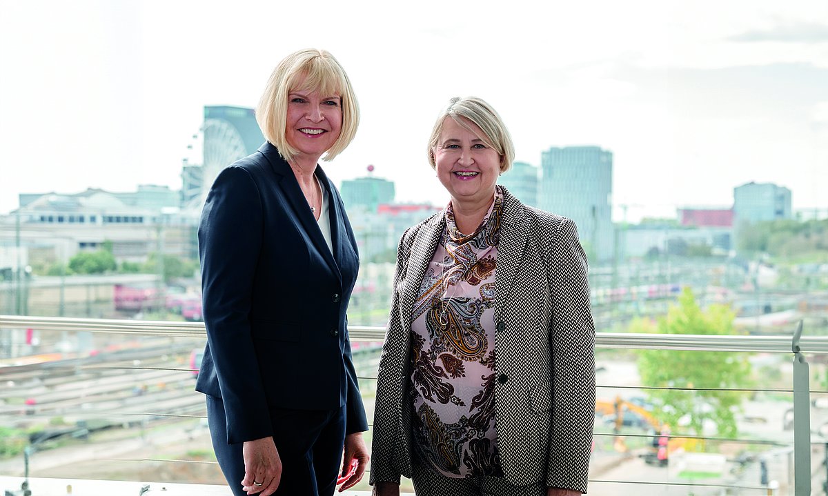 Prof. Dr. Claudia Wöhler (Vorstandsvorsitzende) und Dr. Christine Adolph (Stellvertretende Vorstandsvorsitzende)